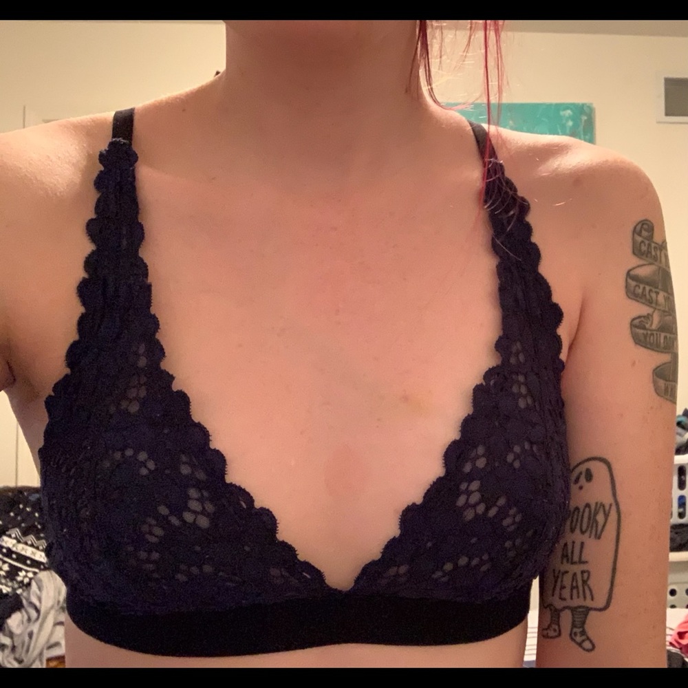 Colsie navy blue lace triangle bra